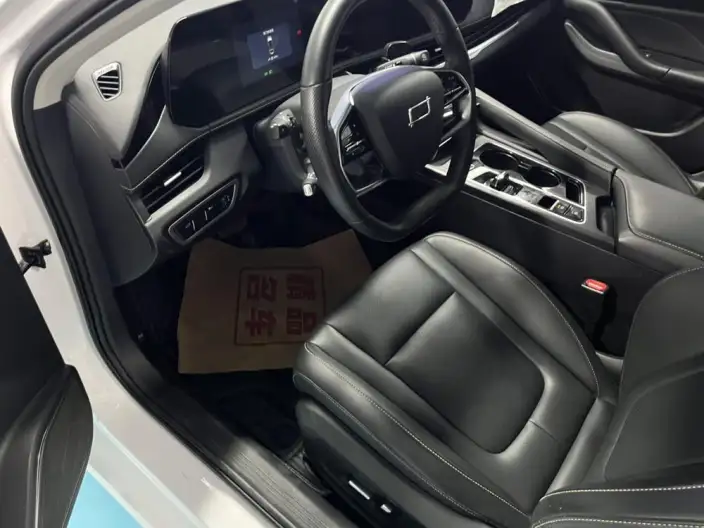 BESTUNE B70 2023 Model Third generation 1.5T Automatic Changxiang Edition Model – фото 8