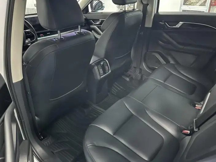 BESTUNE B70 2023 Model Third generation 1.5T Automatic Changxiang Edition Model – фото 10