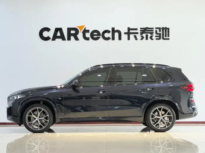 BMW X5 2025 Model xDrive30Li Exclusive Model M Sports Night Set