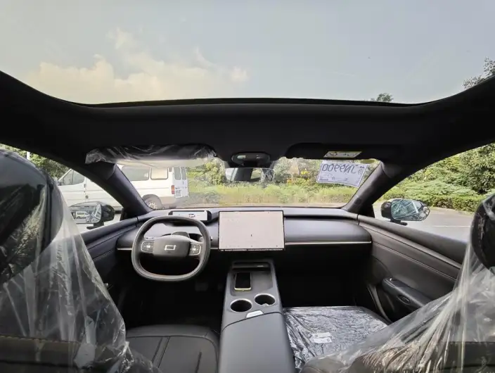 Yueyi 08 2026 Model EV 650 Pro Pilot Edition – фото 6