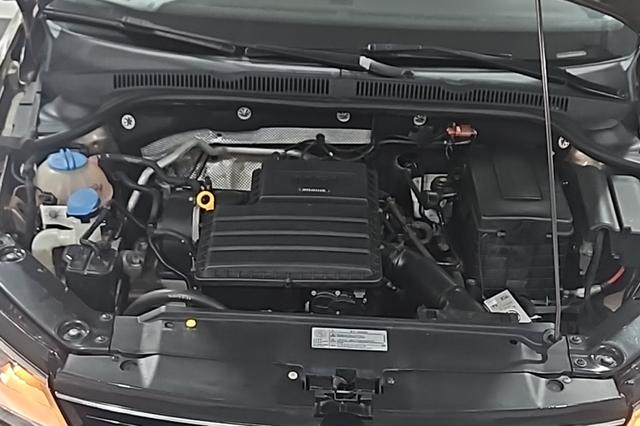 Volkswagen Sagitar 2017 1.6L Automatic Comfort – фото 13