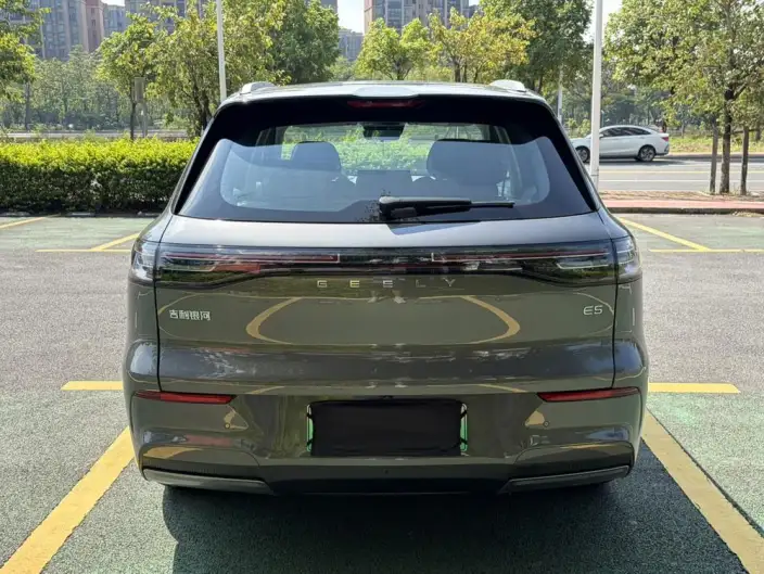 Geely Galaxy E5 2026 Model 610km Tiggo + Edition – фото 5