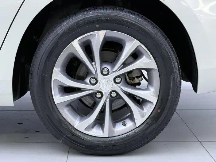 Buick Verano 2023 Model Pro 533T Lexiang Edition – фото 9