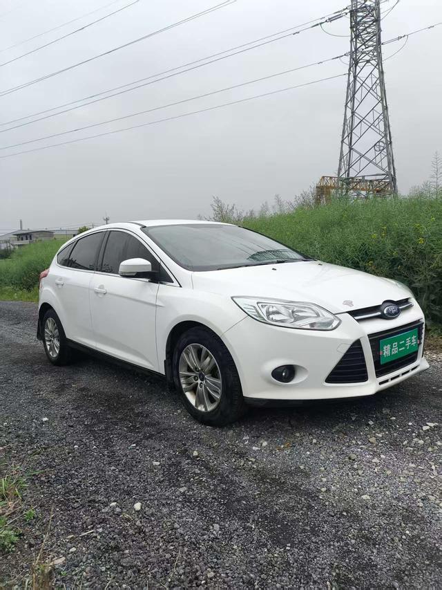 Ford Focus 2015 модификация лян кузов 1.6L автоматическое Com f ort – фото 3