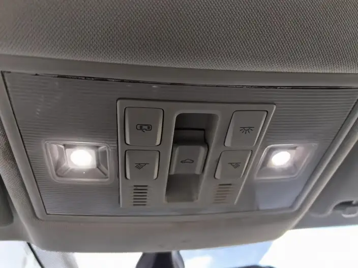 Volkswagen Lavida 2022 Model 1.5L Automatic Comfort Edition – фото 9