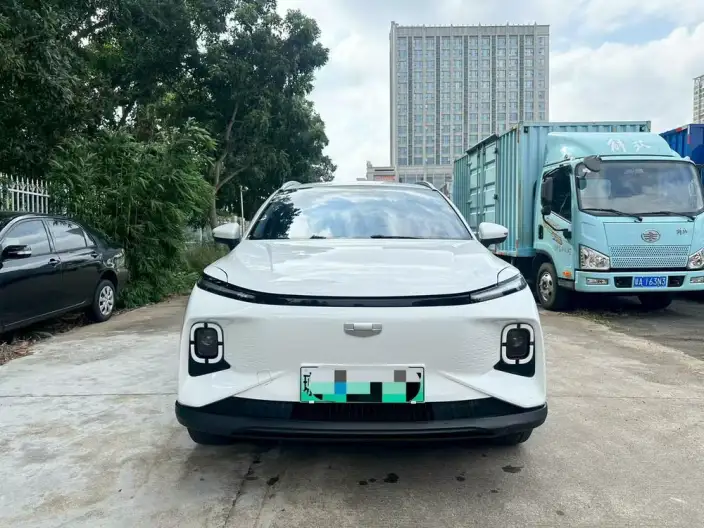 Geely Geometry E Firefly 2024 Model 301KM Xingguang – фото 2