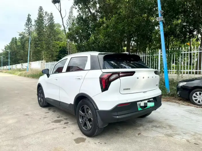 Geely Geometry E Firefly 2024 Model 301KM Xingguang – фото 4