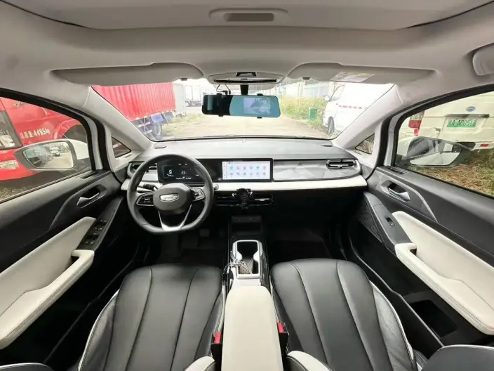 Geely Geometry E Firefly 2024 Model 301KM Xingguang – фото 7