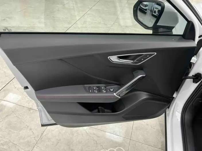 AUDI Q2L 2022 Model 35 TFSI Enterprising Dynamic Model – фото 10