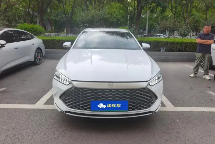 BYD Qin PLUS DM 2023 Model DM-i Champion Edition 120KM Leading Model
