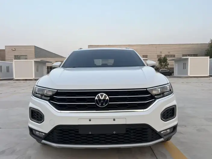 Volkswagen T-Roc 2021 Model 280TSI DSG 2WD Comfort Smart Connect 30th Anniversary Memorial Edition