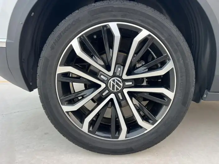 Volkswagen T-Roc 2021 Model 280TSI DSG 2WD Comfort Smart Connect 30th Anniversary Memorial Edition – фото 7