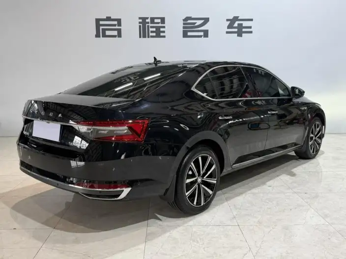 Skoda Superb 2023 Model Facelift TSI280 DSG Exclusive Edition – фото 6