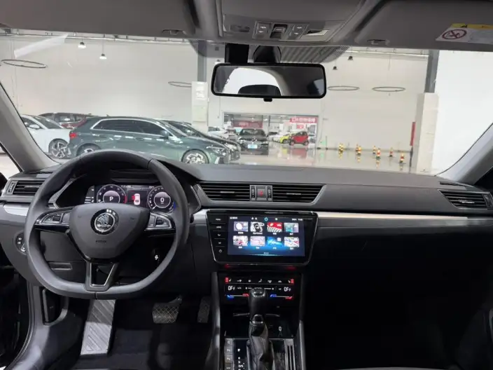Skoda Superb 2023 Model Facelift TSI280 DSG Exclusive Edition – фото 9