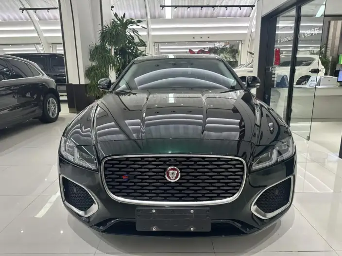 Jaguar XFL 2024 Model 2.0T P250 2WD Exclusive Deluxe Edition