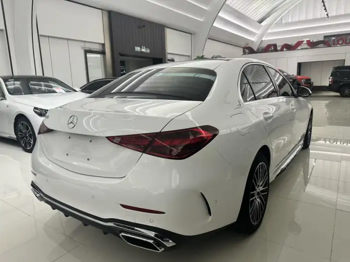 Mercedes-Benz C-Class 2024 Model C 200 L Sports Edition – фото 5