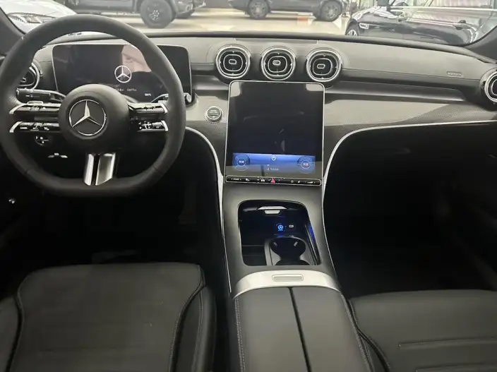 Mercedes-Benz C-Class 2024 Model C 200 L Sports Edition – фото 8