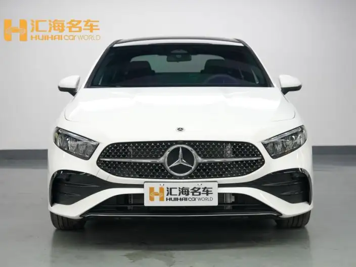 Mercedes-Benz A-class 2024 Model Facelift A 200 L Fashion Edition