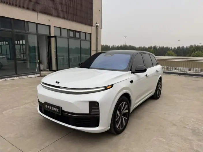 Li Auto L7 2023 Model Pro Edition