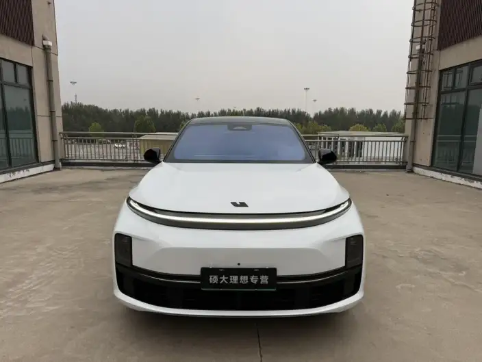 Li Auto L7 2023 Model Pro Edition