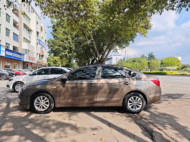 Buick Excelle 2017 модификация 15N Manual Dynamic – фото 8
