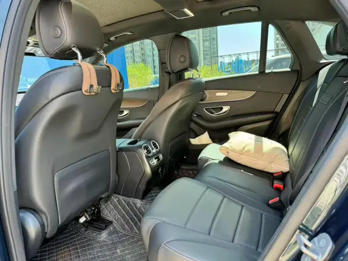 Mercedes-Benz GLC 2022 Model Facelift GLC 260 L 4MATIC Luxury Model – фото 10