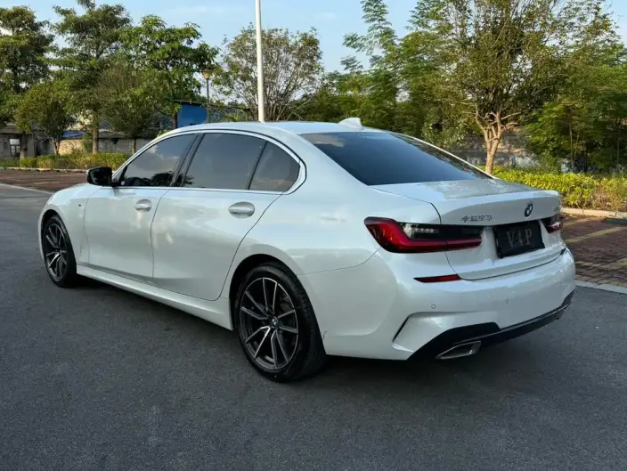 BMW 3 Series 2022 Model 325Li M Sports Night Set