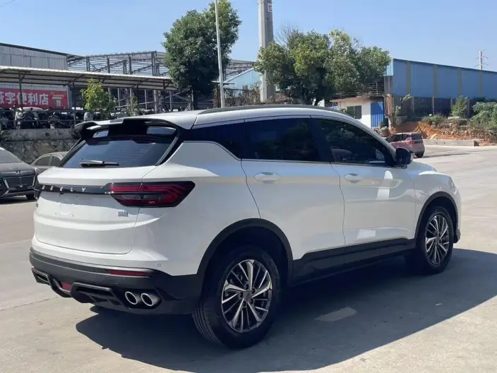 Geely Binyue 2023 Model 1.4T Manual Gold Edition – фото 6