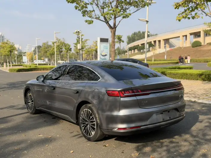 BYD Han DM 2020 Model DM 4WD performance version Luxury Model
