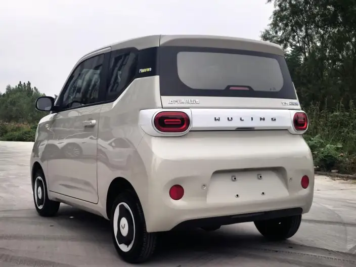 Wuling Hongguang MINIEV 2024 Model 215km Advanced version Lithium Iron Phosphate