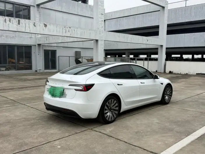 Model 3 2023 Model Rear-wheel drive version – фото 6