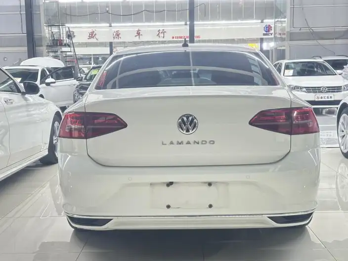Volkswagen Lamando 2021 Model 230TSI DSG Fashion edition – фото 5