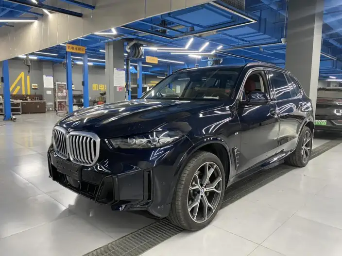 BMW X5 2026 Model xDrive30Li Exclusive Model M Sports Night Set – фото 1