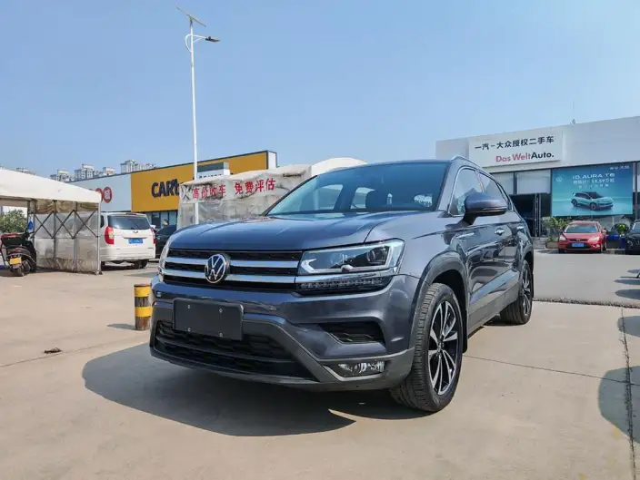 Volkswagen Tharu 2021 Model 280TSI 2WD Deluxe Edition – фото 1