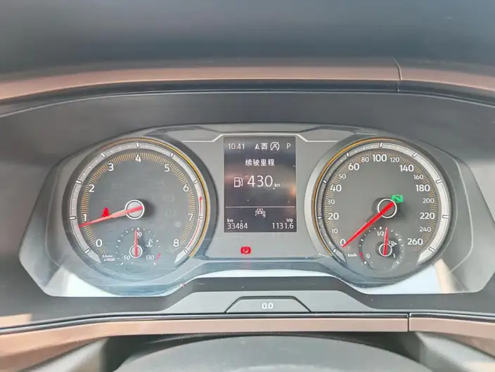 Volkswagen Tharu 2021 Model 280TSI 2WD Deluxe Edition – фото 9