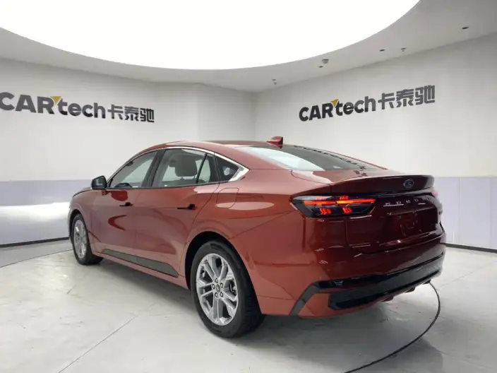 Ford Mondeo 2026 Model 1.5T EcoBoost Luxury Model – фото 5