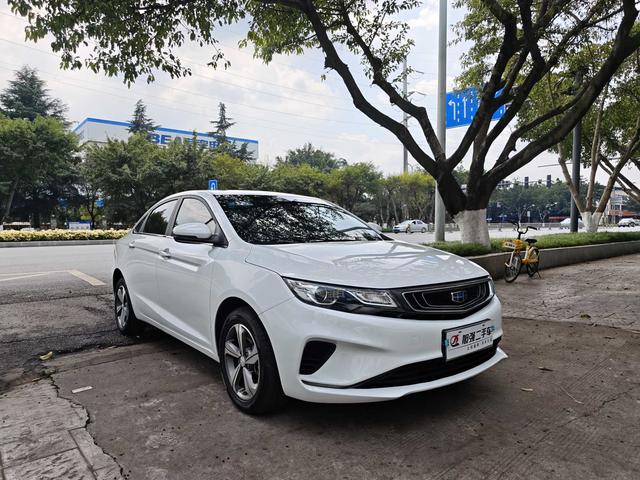 Geely Emgrand GL Модель 2018 года 1.4T автоматическое Elite Connected – фото 3