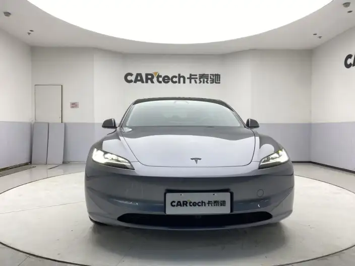 Model 3 2025 Model Facelift Rear-wheel drive version – фото 2
