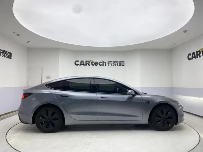 Model 3 2025 Model Facelift Rear-wheel drive version – фото 6