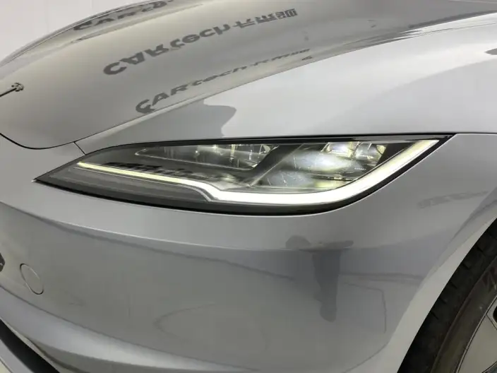 Model 3 2025 Model Facelift Rear-wheel drive version – фото 7