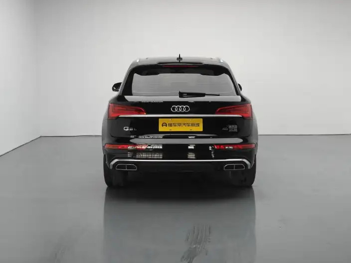 Audi Q5L 2022 Model 40T Fashion Dynamic Model – фото 6