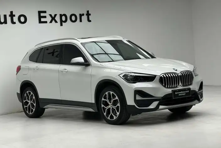 BMW X1 2022 Model sDrive20Li Exclusive Model – фото 3