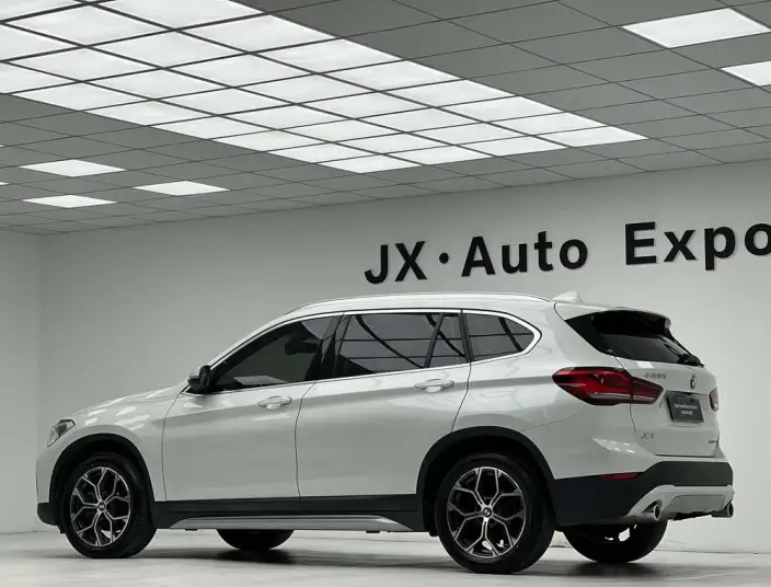 BMW X1 2022 Model sDrive20Li Exclusive Model – фото 5