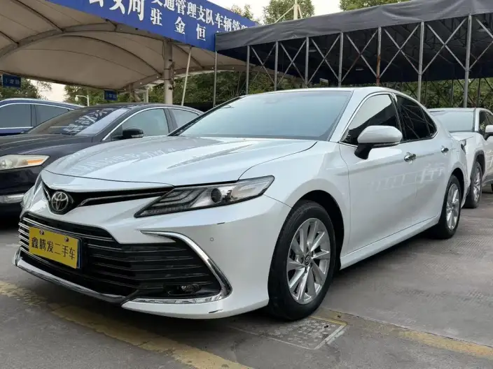 Toyota Camry 2021 Model 2.0G Deluxe Edition – фото 1