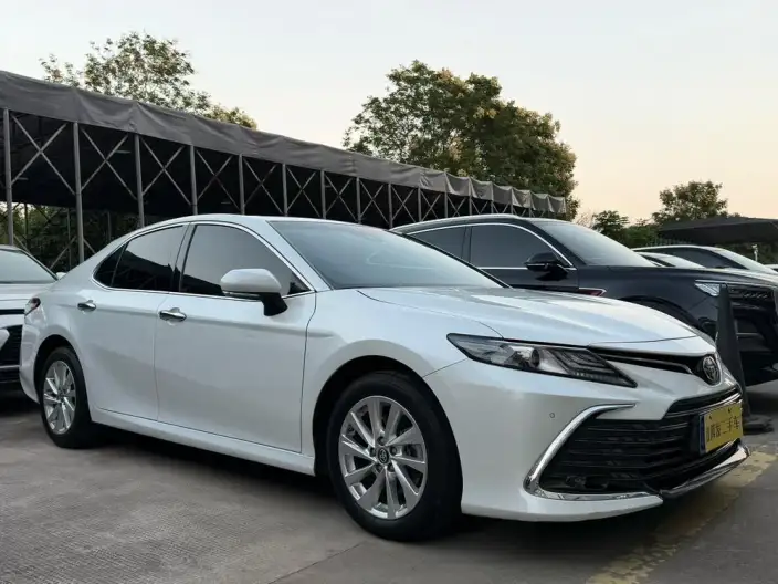 Toyota Camry 2021 Model 2.0G Deluxe Edition – фото 3