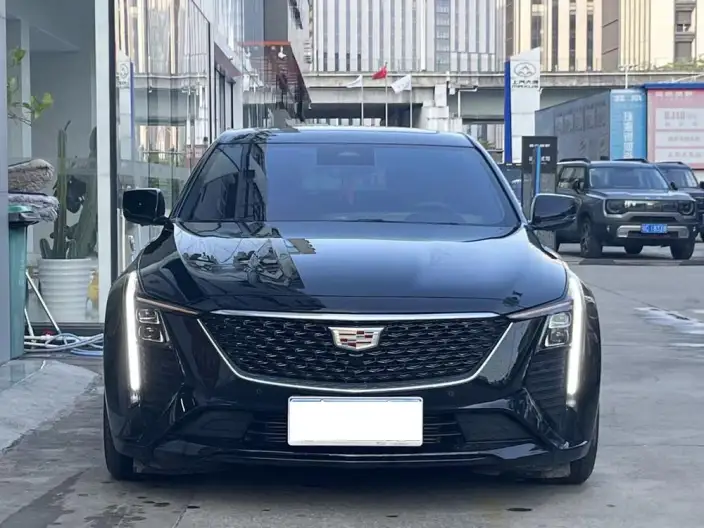 Cadillac CT5 2024 Model 28T Luxury Model Pro – фото 2