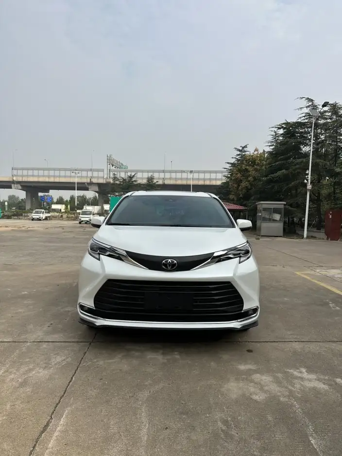 Toyota Sienna 2026 Model Hybrid 2.5L Comfort Edition – фото 2