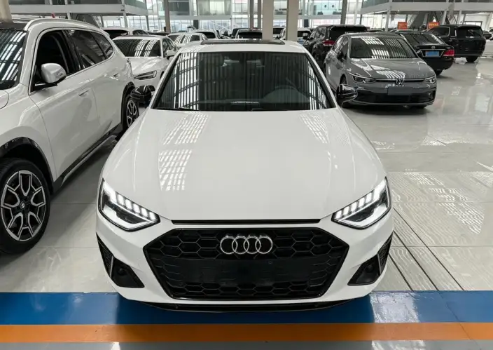 Audi A4 L 2022 Model 40 TFSI Luxury Dynamic Model – фото 2