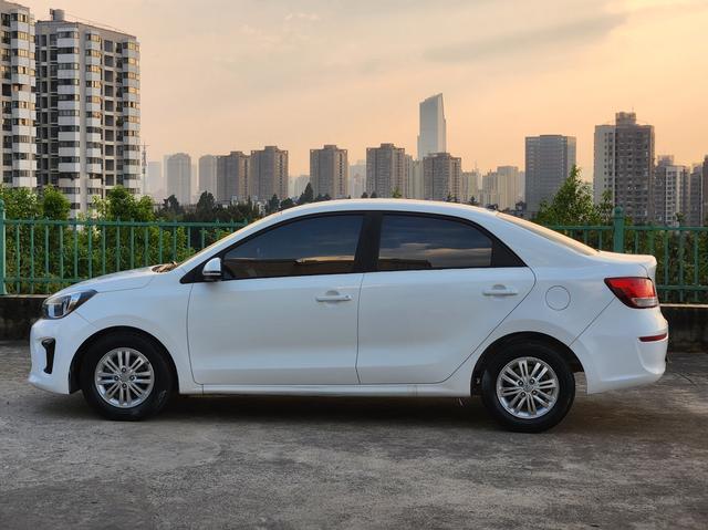Kia Rio Модель 2019 года 1.4L Manual Smart Edition Value Country VI – фото 4