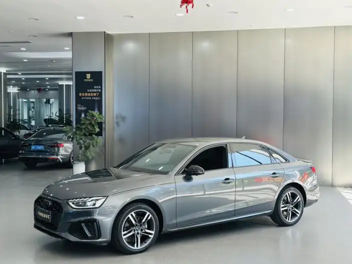 Audi A4 L 2022 Model 40 TFSI Luxury Dynamic Model – фото 1